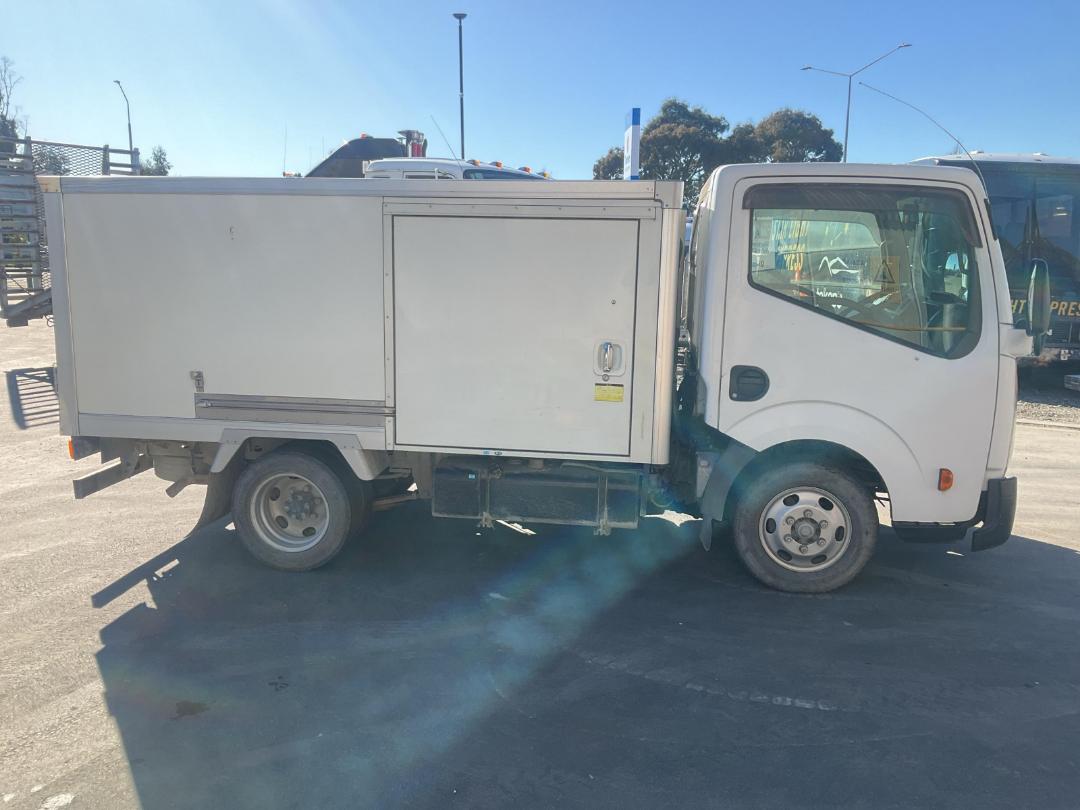 Photo '4' of Nissan Atlas Chiller Photo '4' of Nissan Atlas Chiller