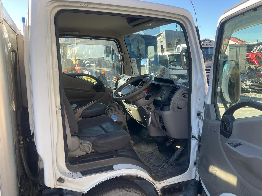 Photo '12' of Nissan Atlas Chiller Photo '12' of Nissan Atlas Chiller