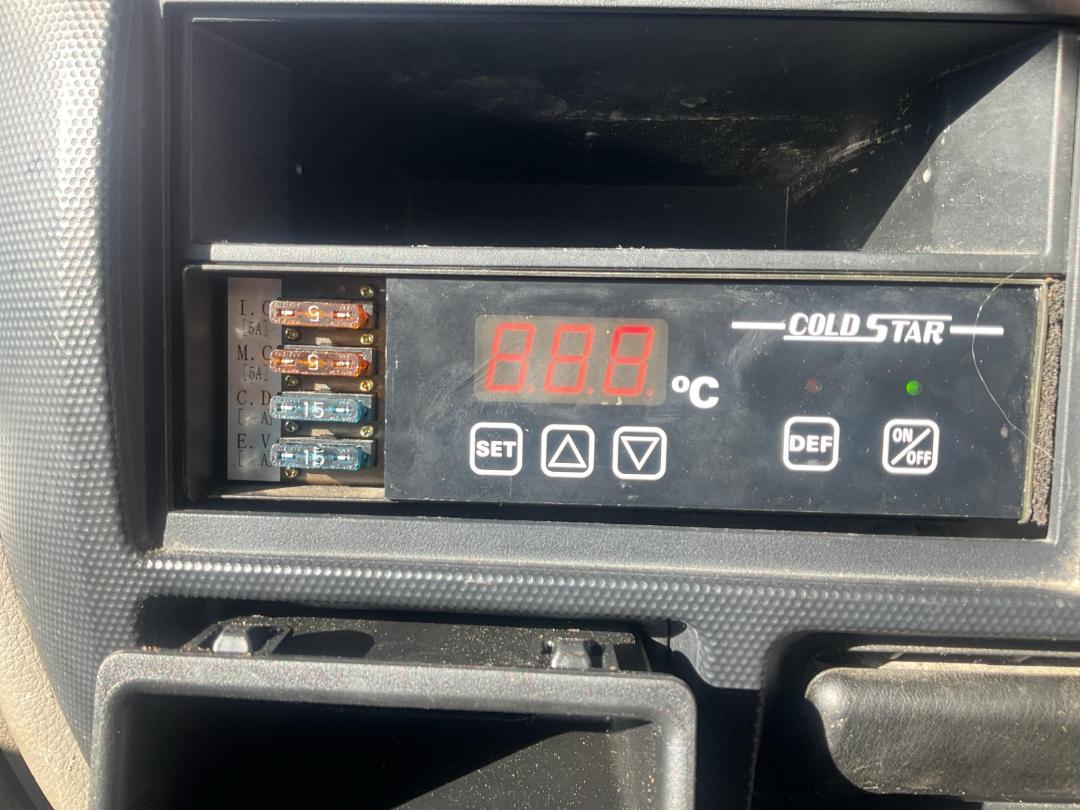 Photo '17' of Nissan Atlas Chiller Photo '17' of Nissan Atlas Chiller