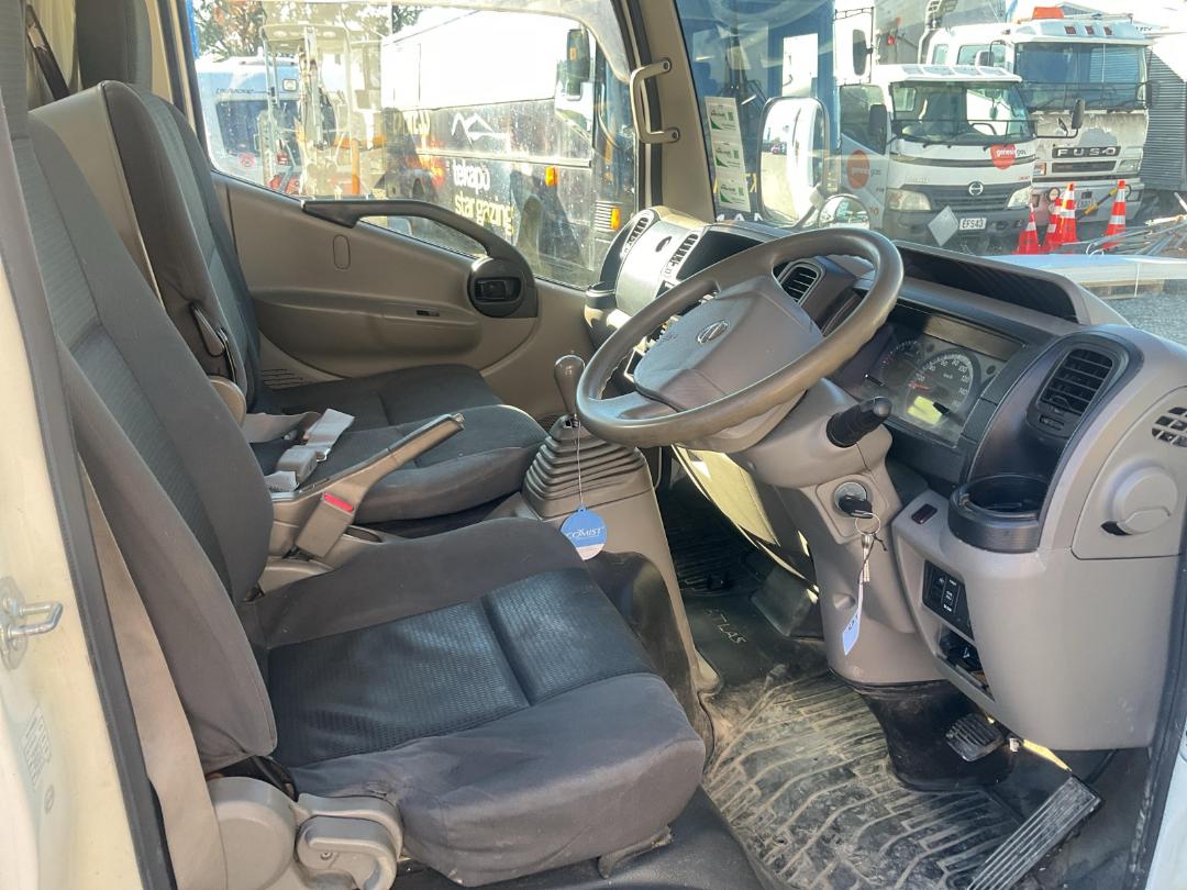 Photo '19' of Nissan Atlas Chiller Photo '19' of Nissan Atlas Chiller