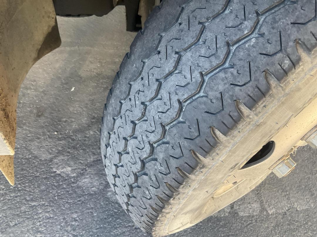 Photo '20' of Nissan Atlas Chiller Photo '20' of Nissan Atlas Chiller