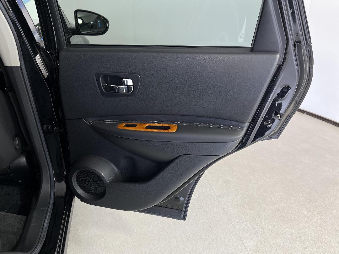 Photo '19' of Nissan Dualis