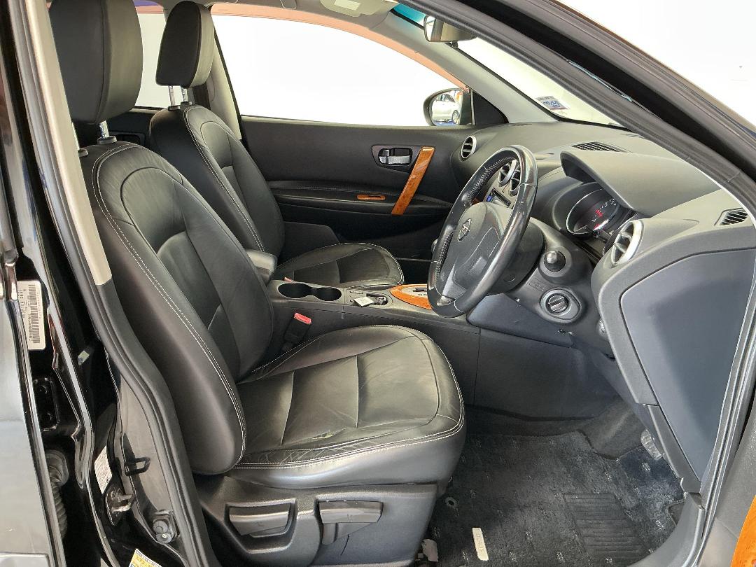 Photo '16' of Nissan Dualis