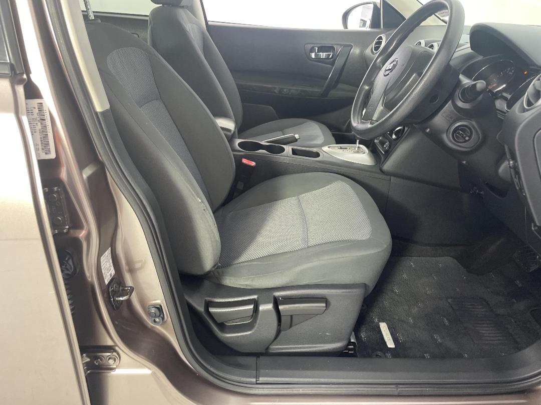 Photo '16' of Nissan Dualis