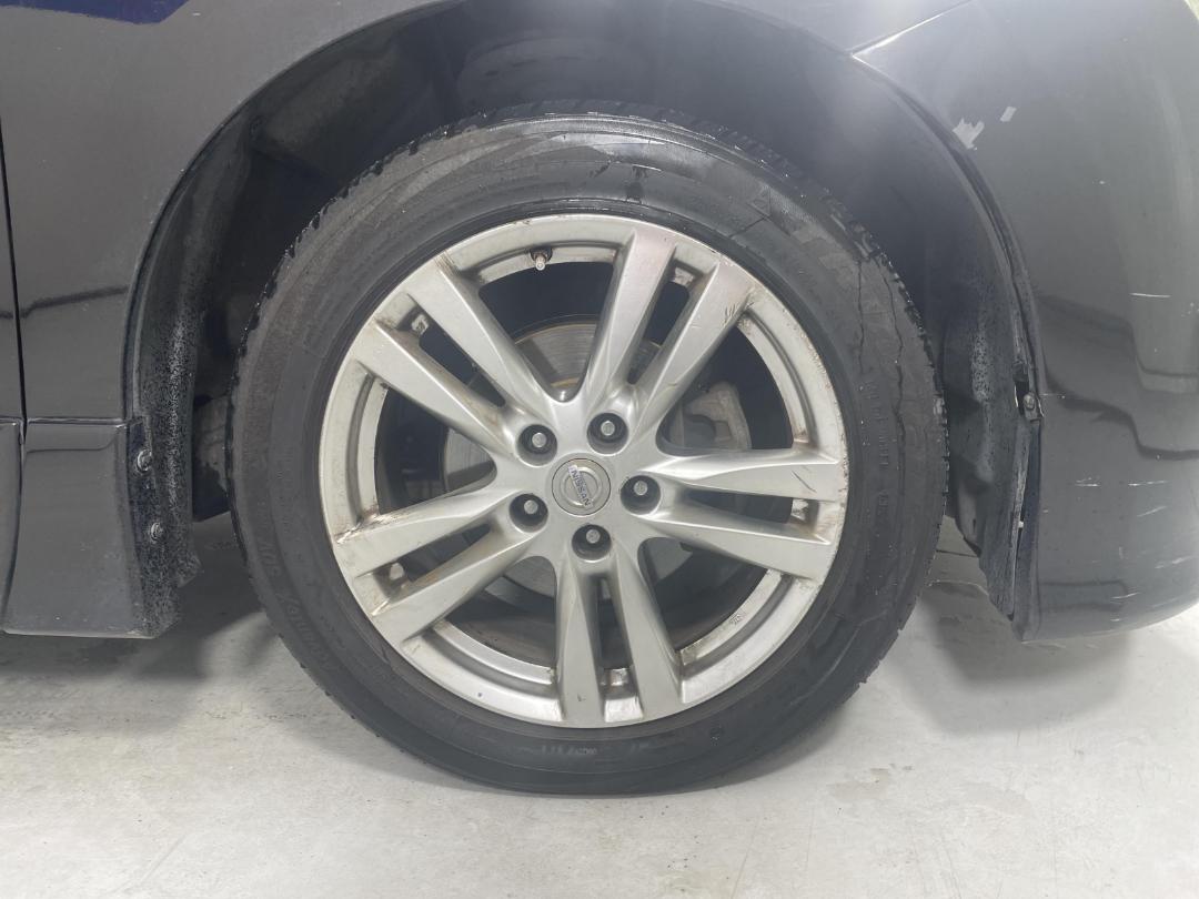 Photo '9' of Nissan Elgrand Photo '9' of Nissan Elgrand