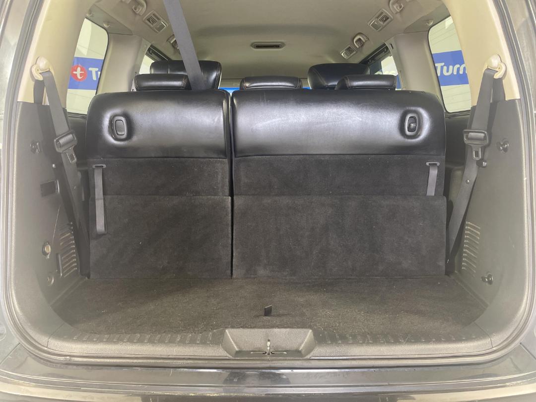 Photo '14' of Nissan Elgrand Photo '14' of Nissan Elgrand