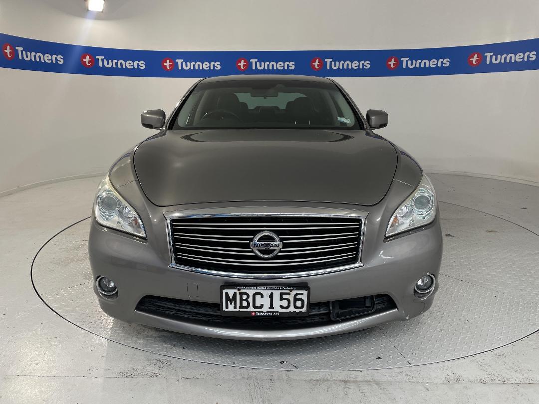 Photo '2' of Nissan Fuga