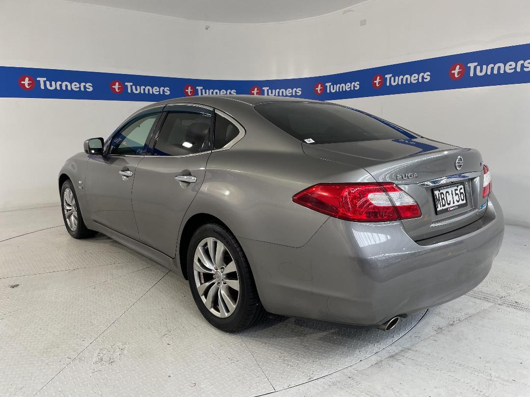 Photo '5' of Nissan Fuga