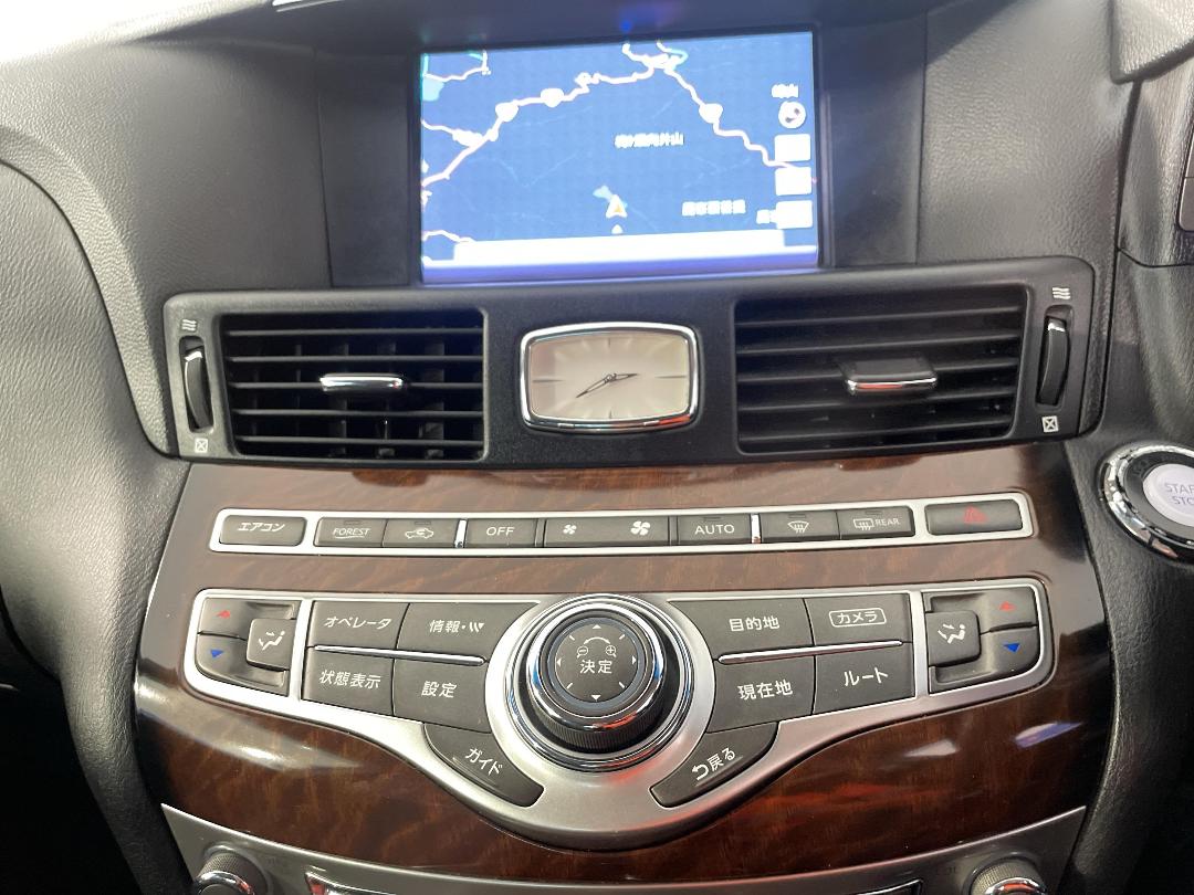 Photo '27' of Nissan Fuga