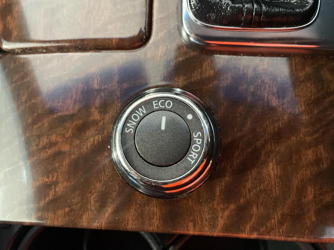 Photo '29' of Nissan Fuga