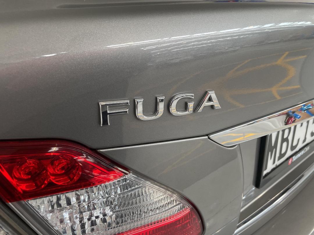 Photo '33' of Nissan Fuga