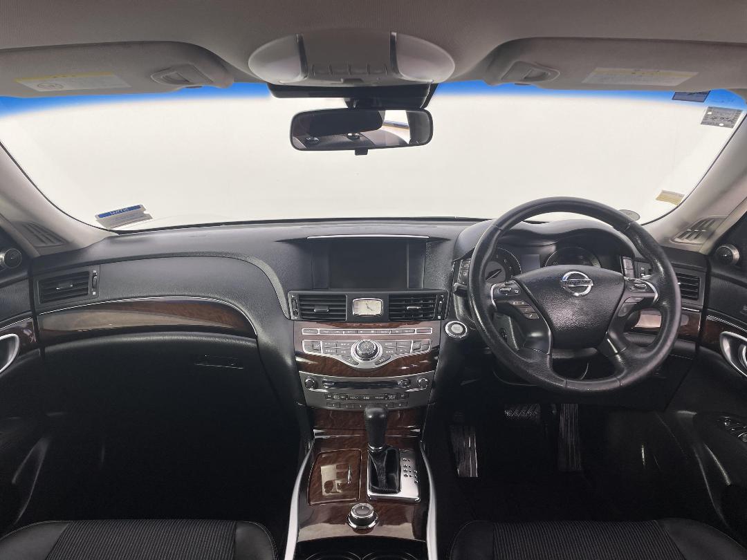 Photo '17' of Nissan Fuga Photo '17' of Nissan Fuga