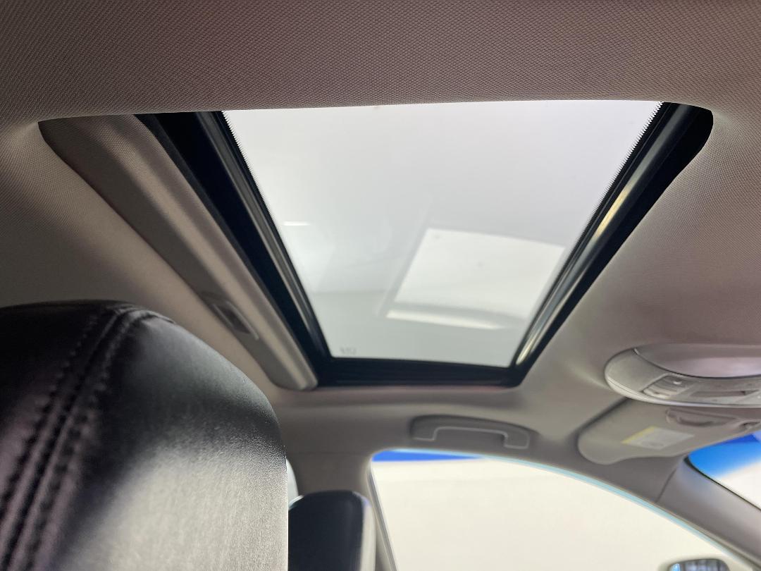 Photo '30' of Nissan Fuga Photo '30' of Nissan Fuga