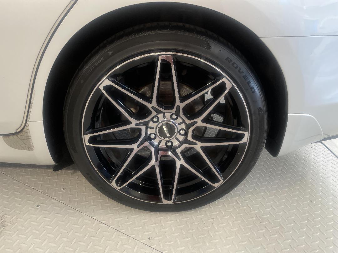 Photo '11' of Nissan Fuga