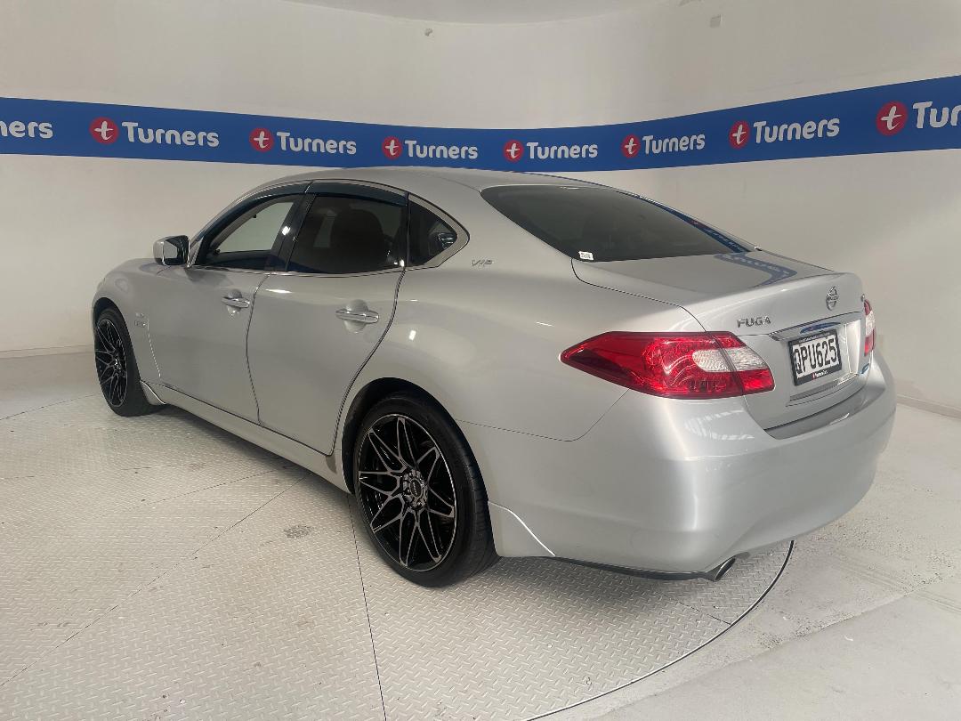 Photo '5' of Nissan Fuga