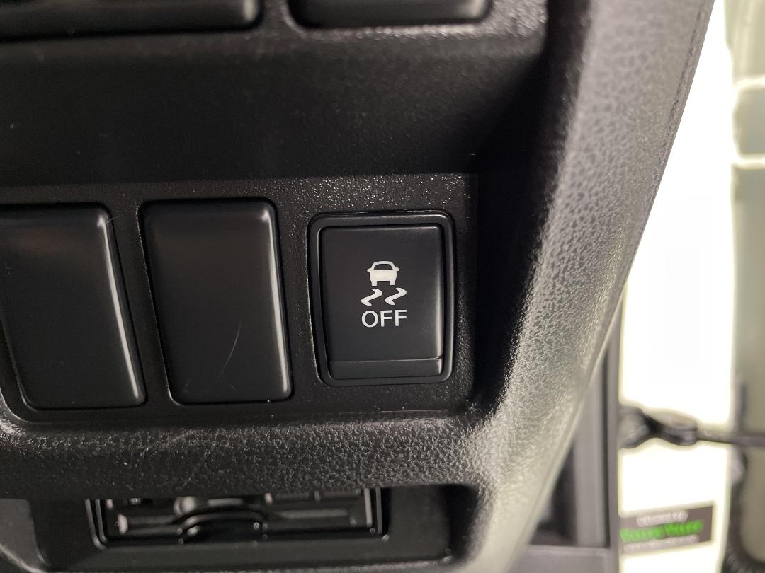 Photo '24' of Nissan Juke