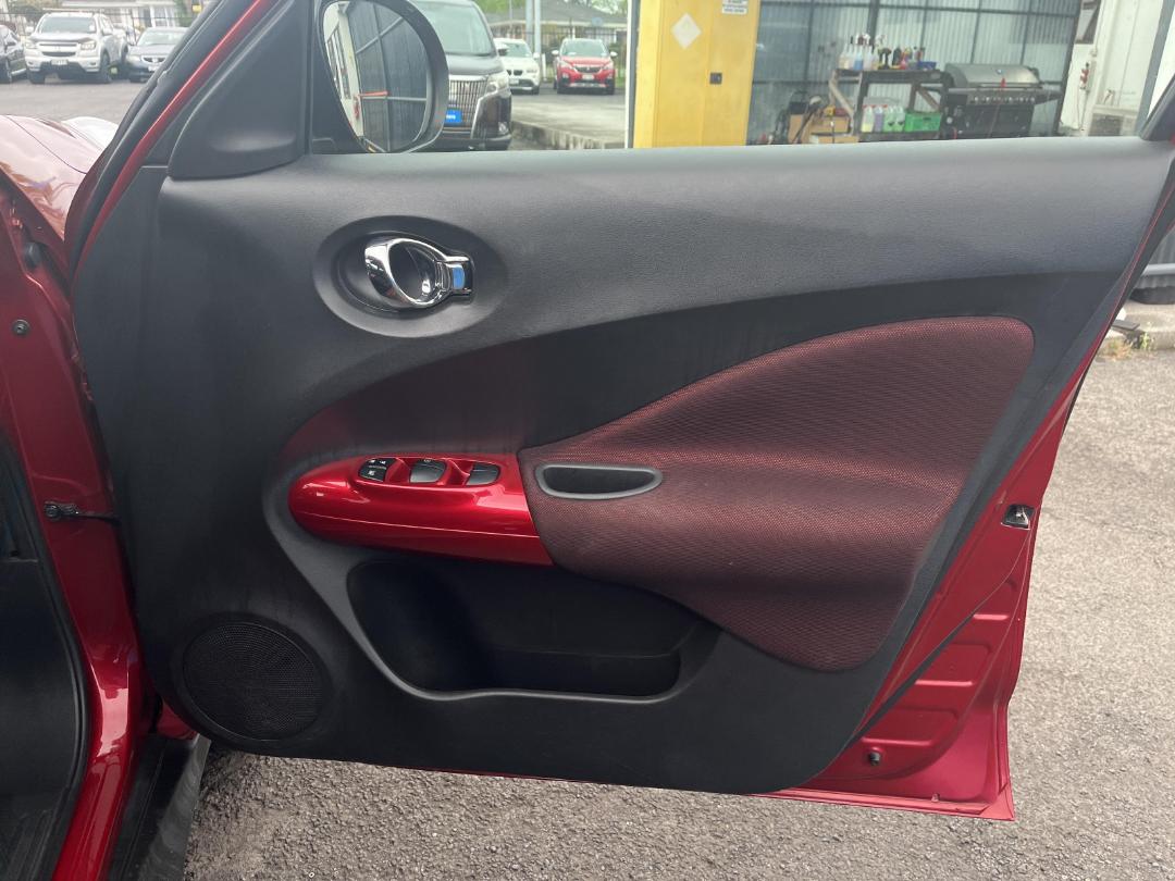 Photo '13' of Nissan Juke Photo '13' of Nissan Juke