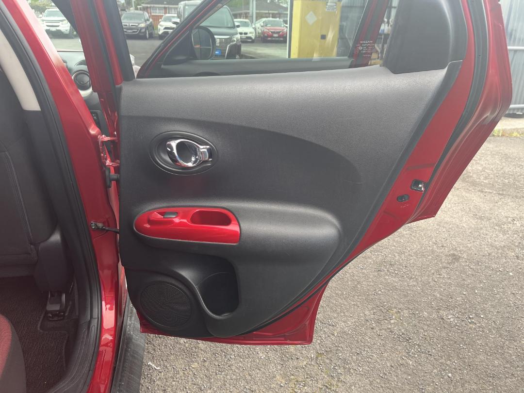 Photo '17' of Nissan Juke Photo '17' of Nissan Juke