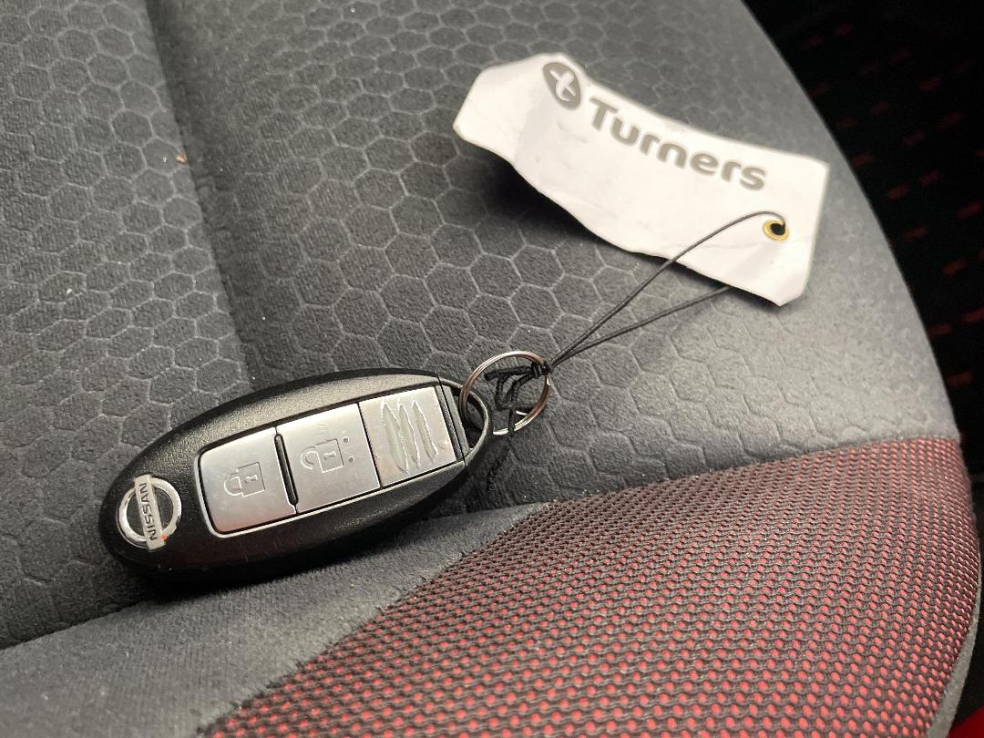 Photo '22' of Nissan Juke