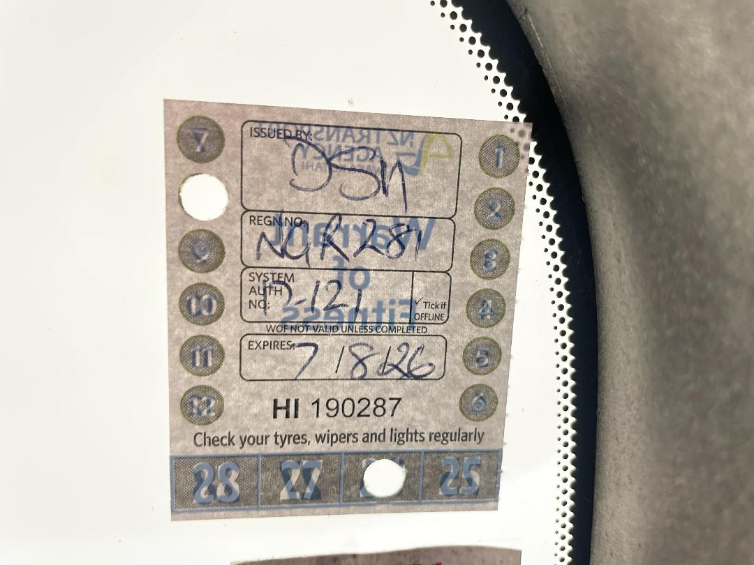 Photo '23' of Nissan Juke