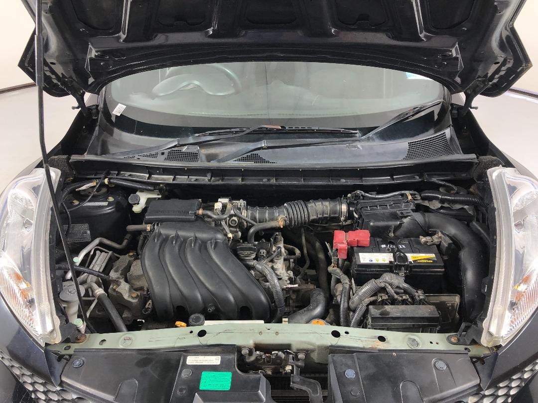 Photo '6' of Nissan Juke