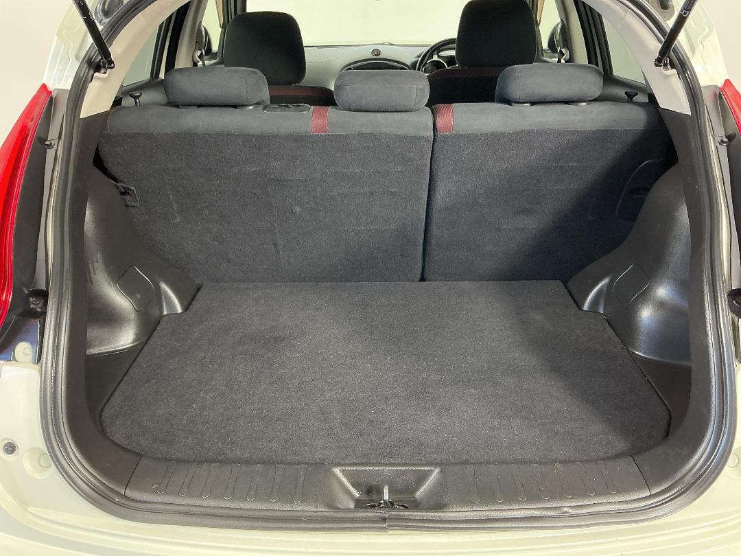 Photo '14' of Nissan Juke