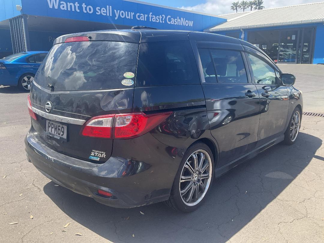 Photo '5' of Nissan Lafesta Photo '5' of Nissan Lafesta