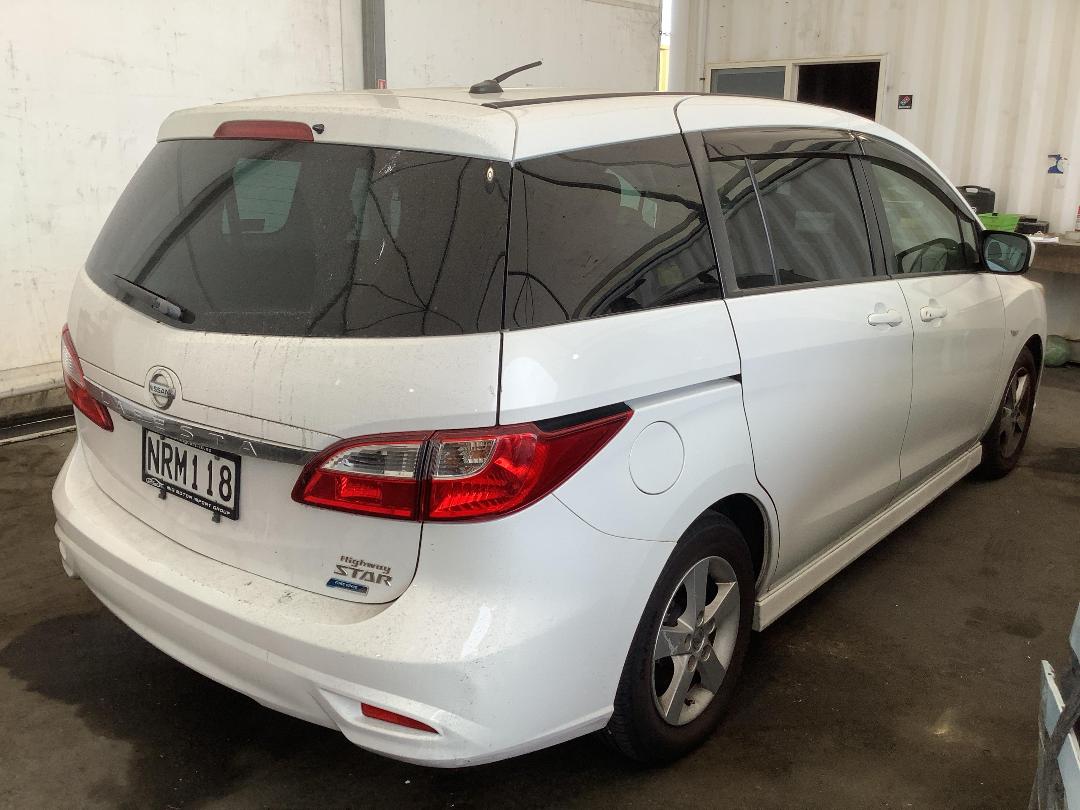 Photo '4' of Nissan Lafesta Highway Star Photo '4' of Nissan Lafesta Highway Star