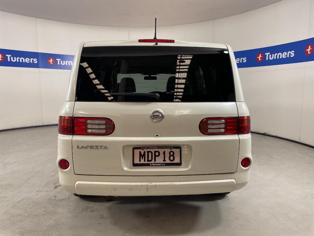 Photo '6' of Nissan Lafesta Photo '6' of Nissan Lafesta