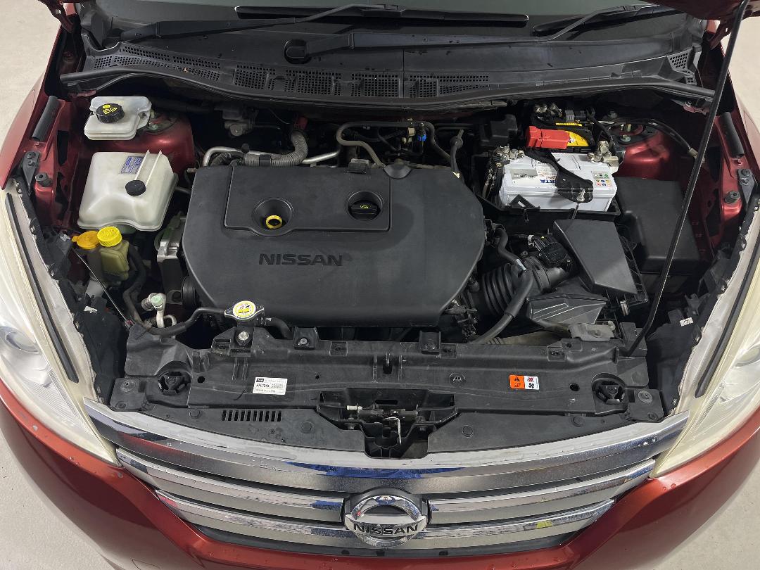 Photo '13' of Nissan Lafesta Photo '13' of Nissan Lafesta