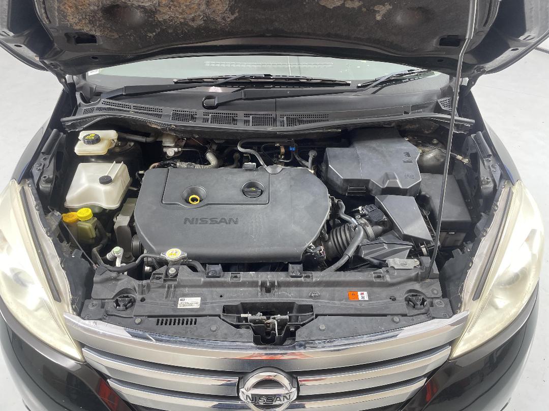 Photo '13' of Nissan Lafesta Photo '13' of Nissan Lafesta