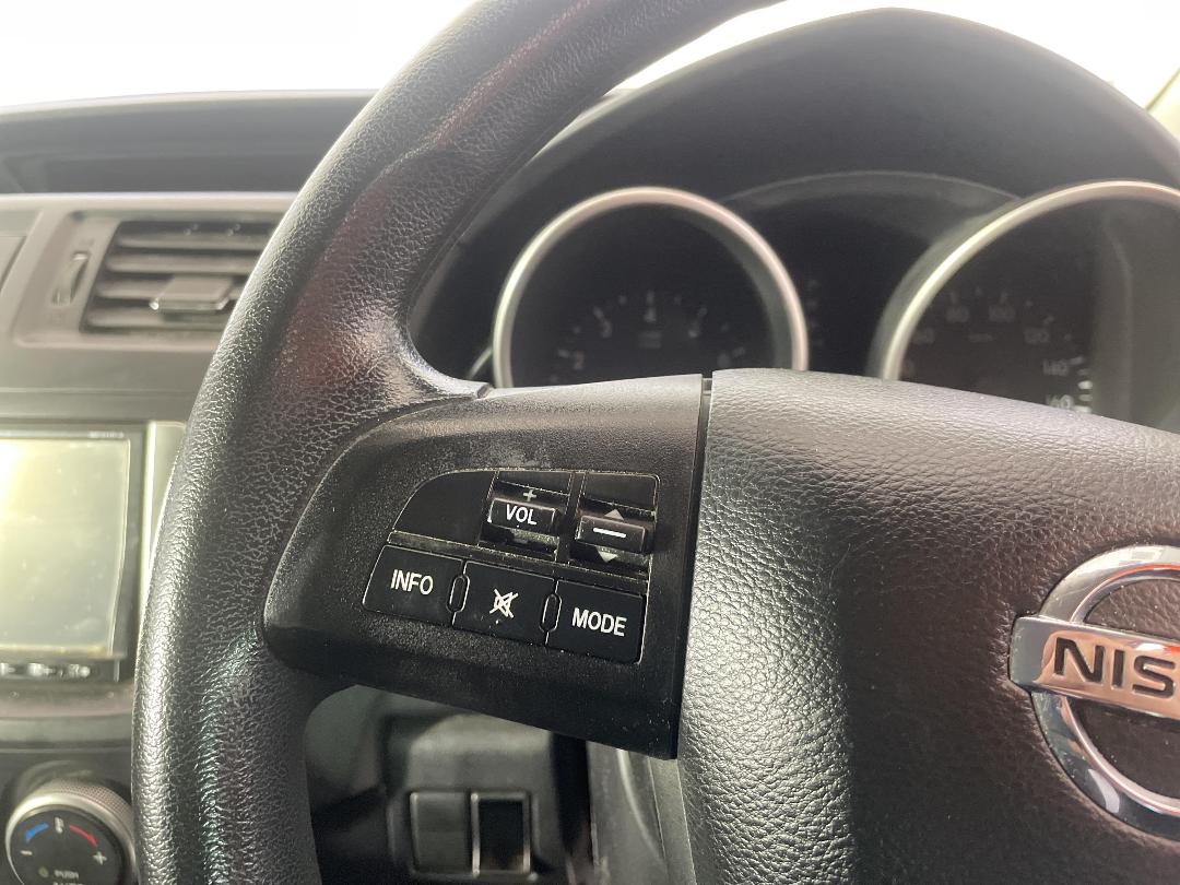 Photo '25' of Nissan Lafesta Photo '25' of Nissan Lafesta