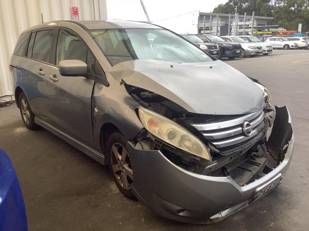 Photo '4' of Nissan Lafesta