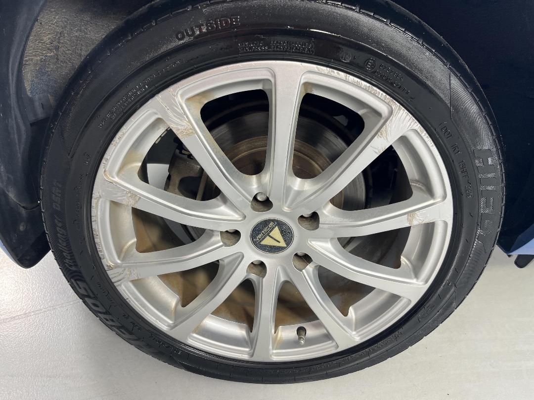 Photo '12' of Nissan Leaf