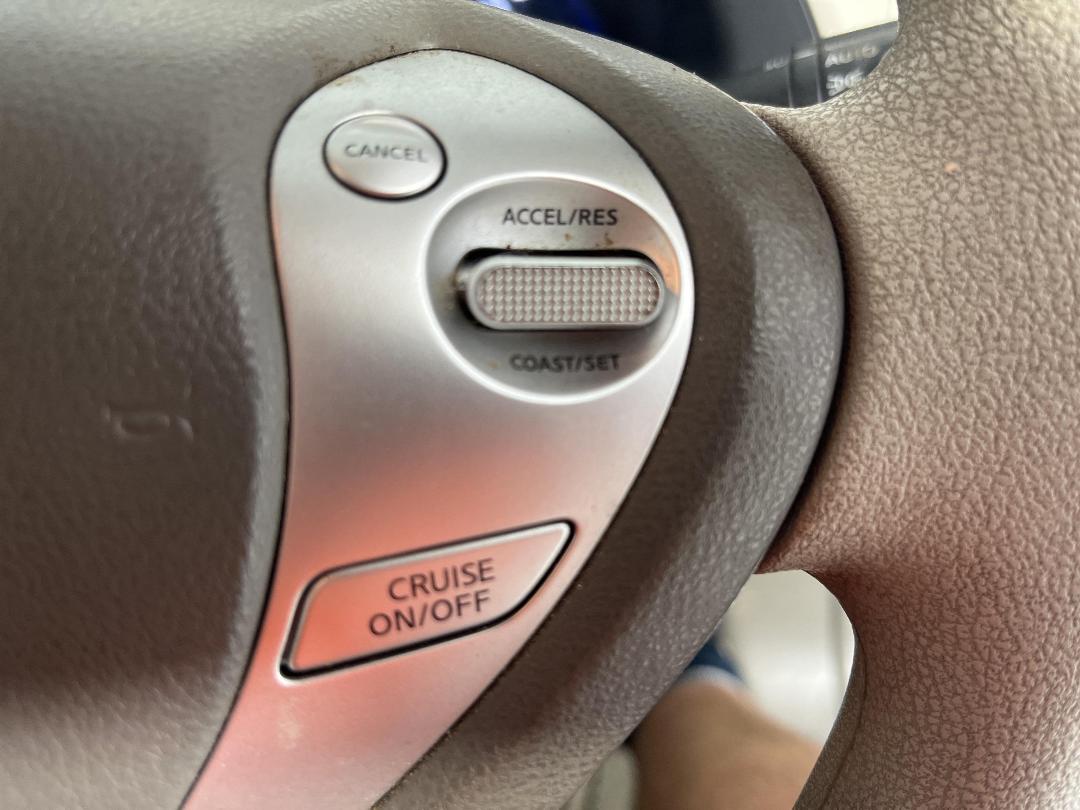 Photo '27' of Nissan Leaf