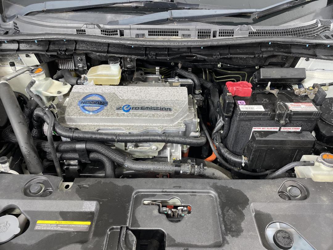 Photo '13' of Nissan Leaf