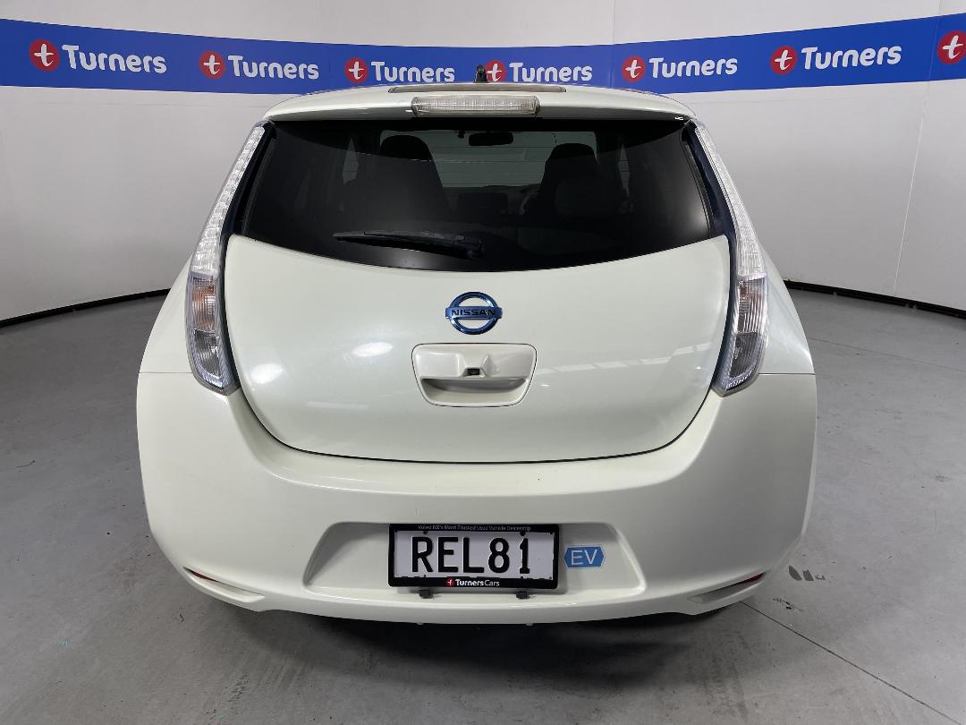 Photo '6' of Nissan Leaf