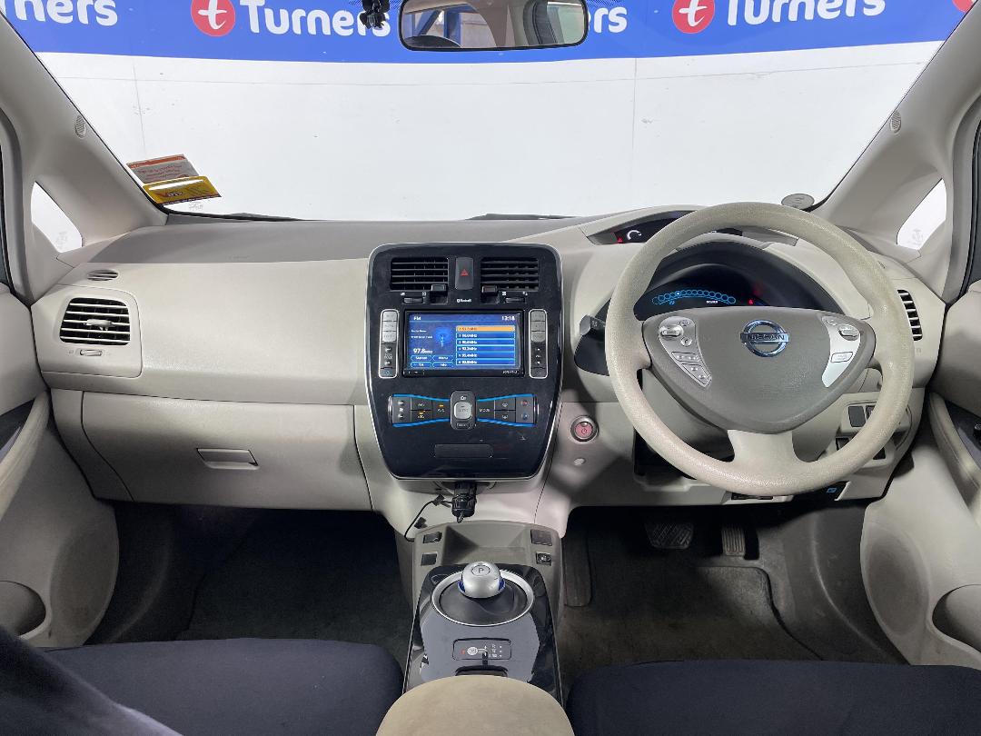 Photo '17' of Nissan Leaf