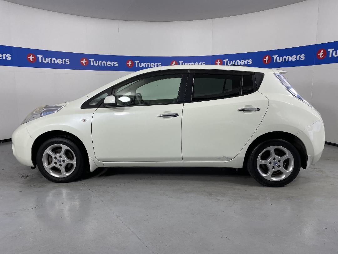 Photo '24' of Nissan Leaf