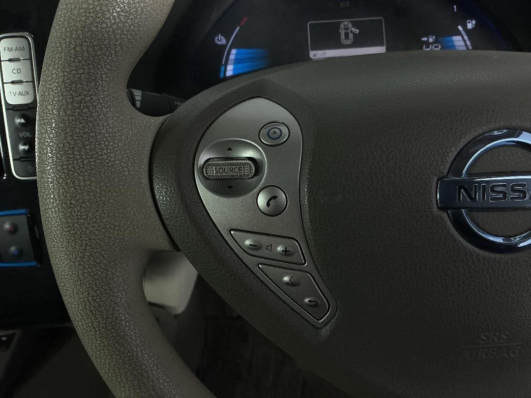 Photo '21' of Nissan Leaf