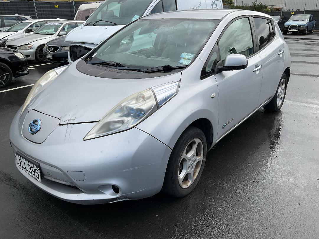 Photo '4' of Nissan Leaf