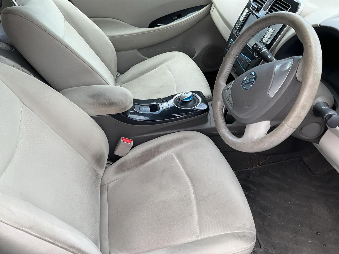 Photo '14' of Nissan Leaf