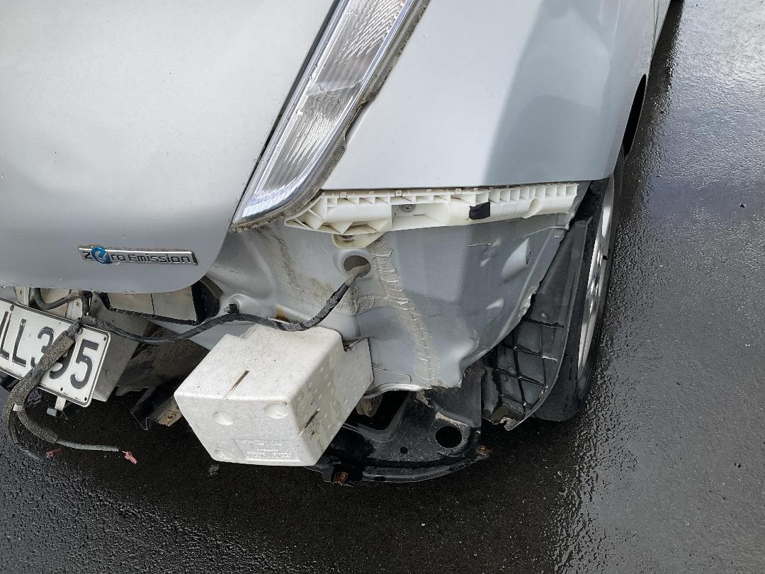 Photo '10' of Nissan Leaf