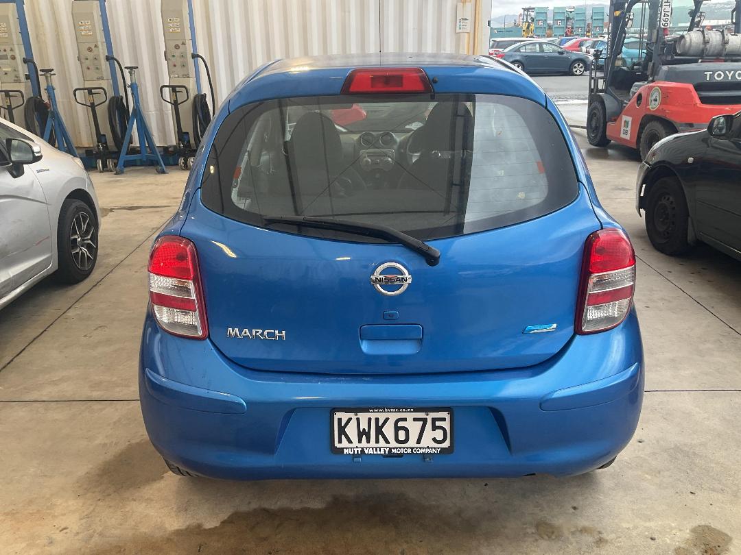 Photo '4' of Nissan March