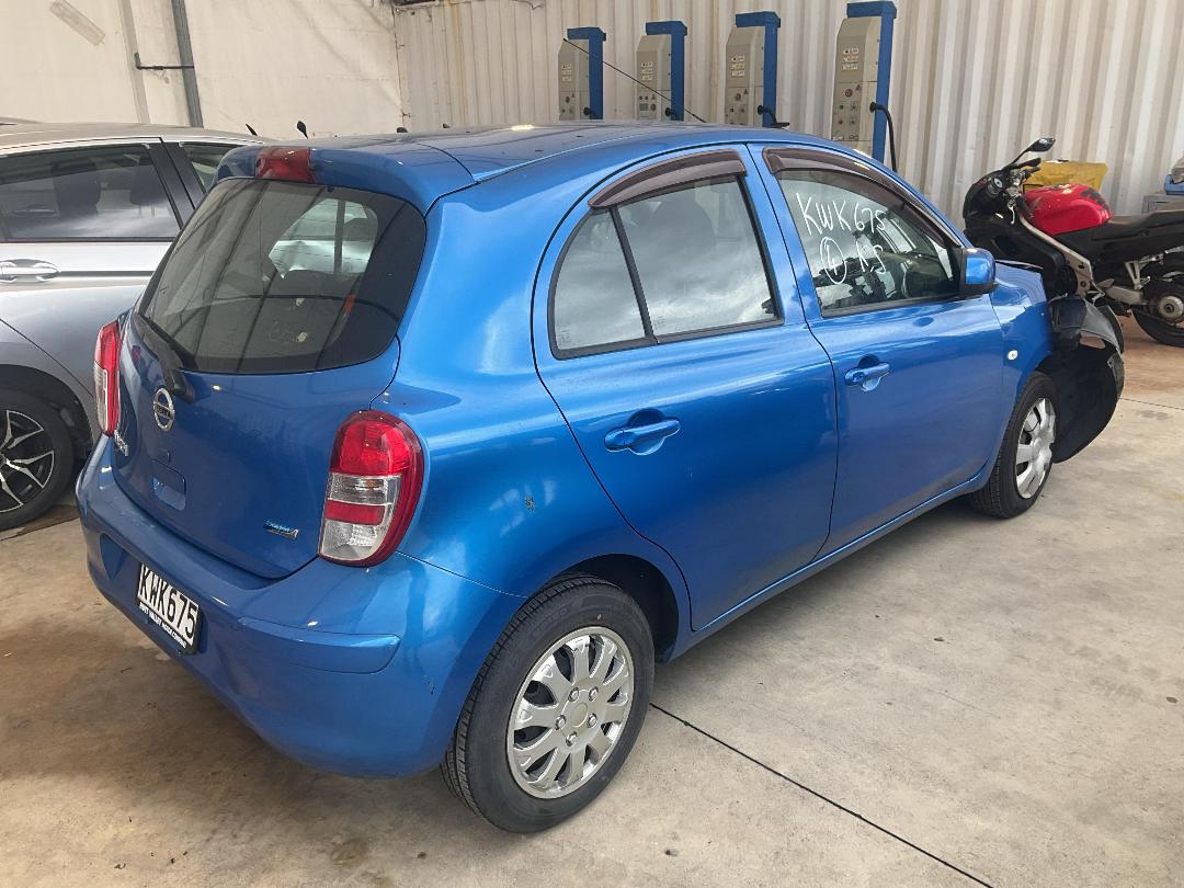 Photo '5' of Nissan March