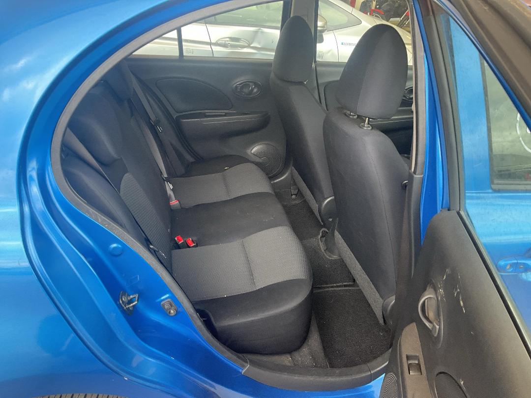 Photo '10' of Nissan March