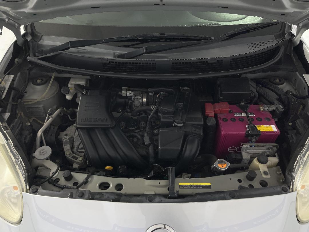 Photo '13' of Nissan March