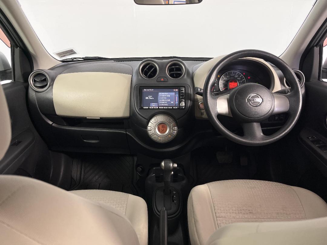 Photo '17' of Nissan March