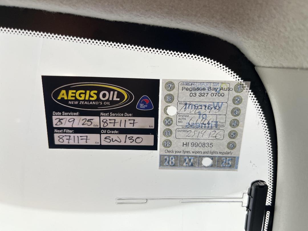 Photo '24' of Nissan March