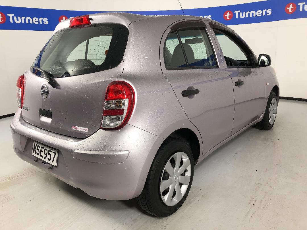 Photo '7' of Nissan March Photo '7' of Nissan March